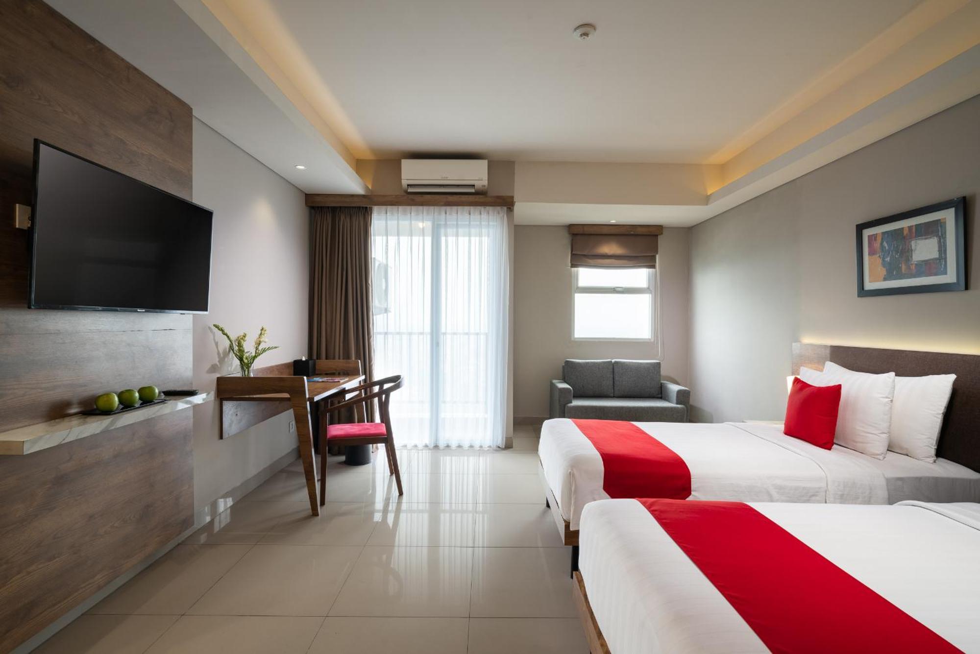 Ramada By Wyndham Serpong Esterno foto