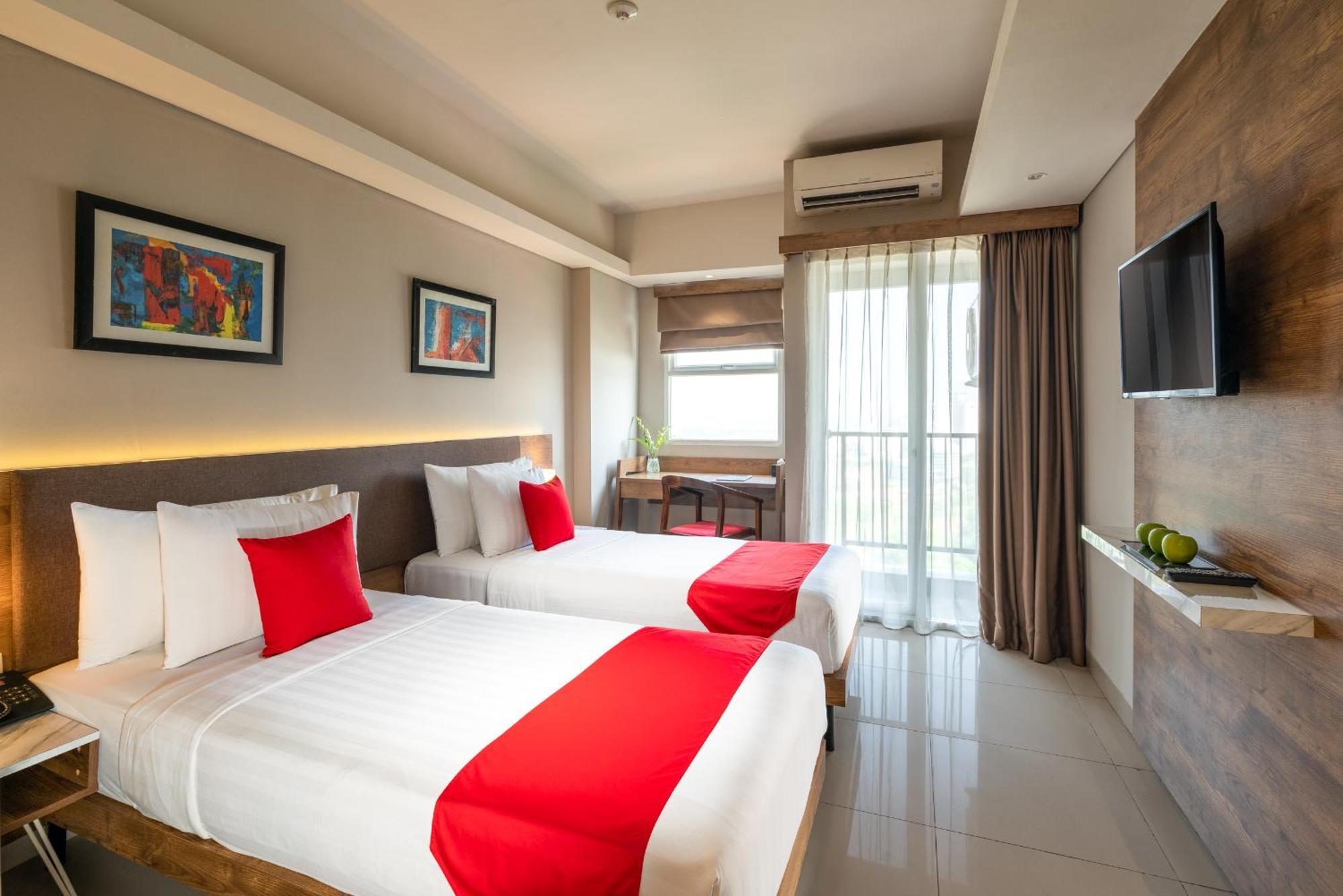 Ramada By Wyndham Serpong Esterno foto